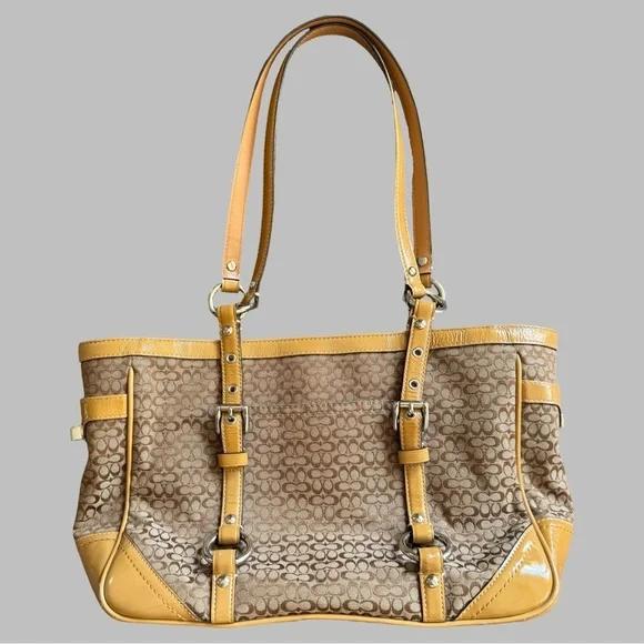 COACH Vintage Hadley Tote - Picture 2 of 16